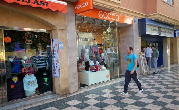 C’s propone un consejo sectorial específico y medidas «urgentes» para el comercio local