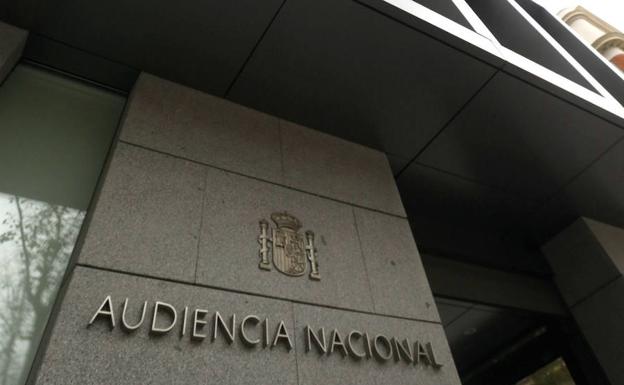Niegan la nacionalidad a un marroquí porque se le detuvo en 2009 con CD's falsos en su coche