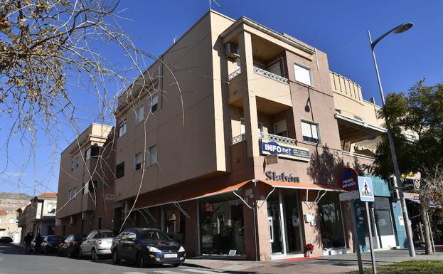 Decretan internar en un centro al menor que mató a un joven en una reyerta en Vícar
