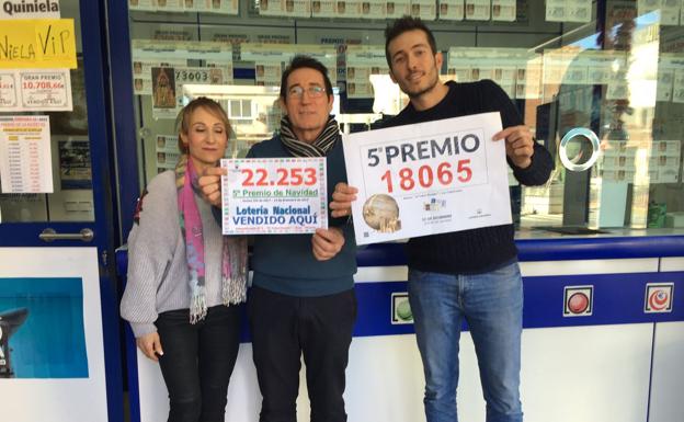 El Trebol Dorado de Vícar reparte un pellizco de 60.000 euros de alegría a vecinos del barrio