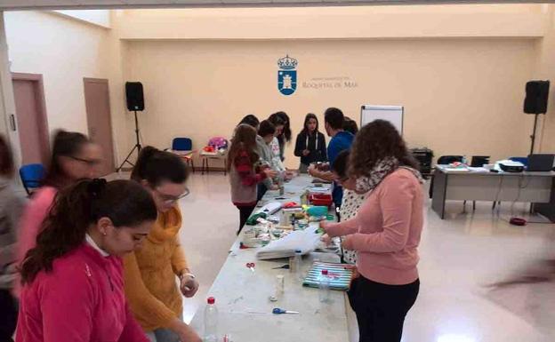 El número de cursos formativos de Juventud se reduce este año a cuatro