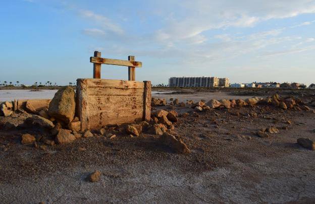 Amayt denuncia vinculaciones de Amat con el desarrollo urbanístico de Las Salinas