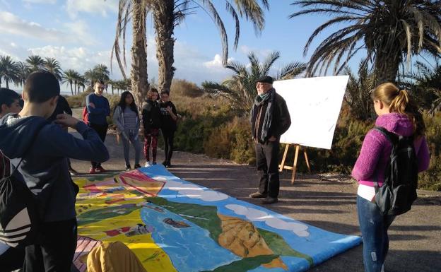 Proponen «abrazar» Las Salinas con una cadena humana el próximo día 25