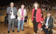 Manuel Galiana ya tiene su butaca de honor en el Teatro Auditorio de Roquetas