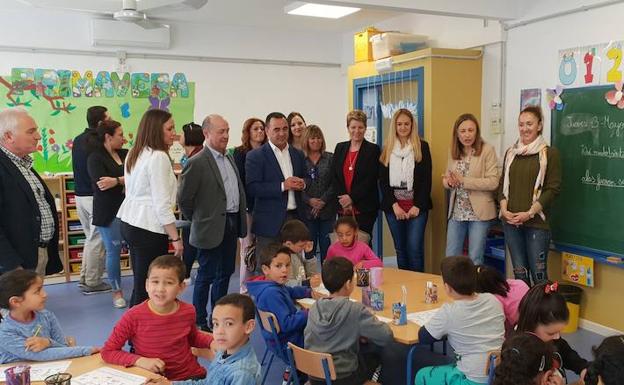Visita al recientemente reformado colegio San Pedro Apóstol de La Mojonera