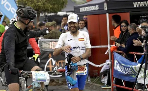 El roquetero Rubén Delgado gana los 101 km Peregrinos por el Camino de Santiago
