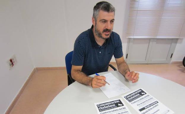 IU denuncia la falta de actividad plenaria en el Ayuntamiento de Roquetas