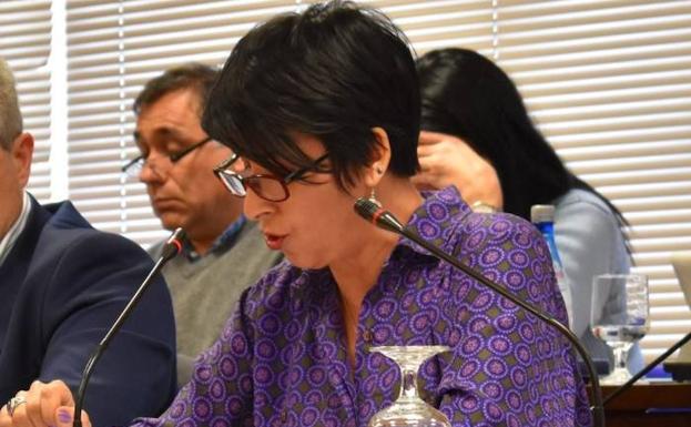 IU denuncia que el PP está dando más valor a la entrevista que a los méritos y experiencia en las contrataciones de personal