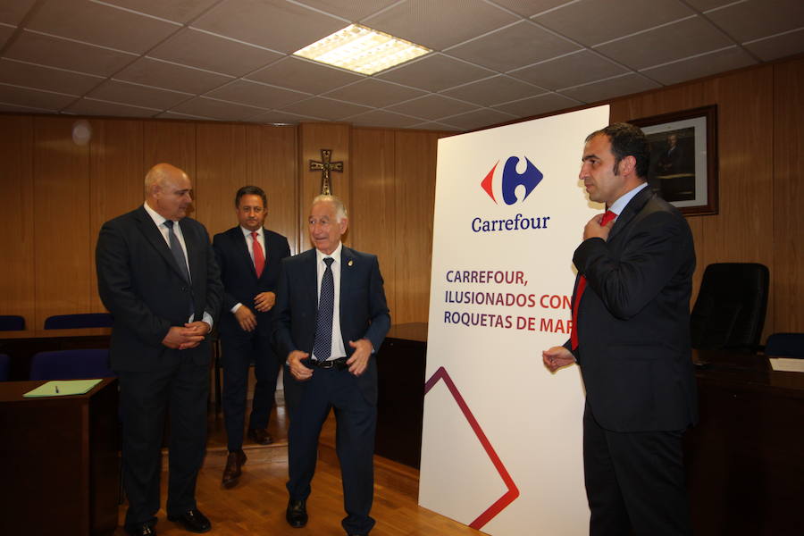 Carrefour abre el próximo jueves 21 con casi el doble de empleados que tenía Eroski