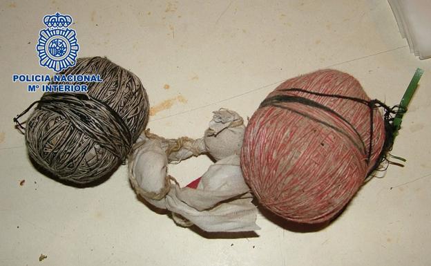 Piden seis años y medio a dos acusadas de explotar sexualmente a una mujer amenazada con vudú en Roquetas