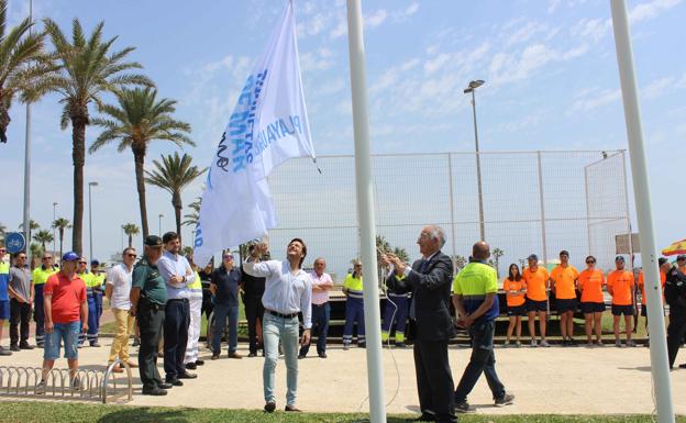 Amat pide disculpas por las molestias de las obras en la Urbanización