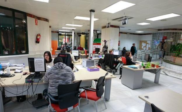 El SAE asegura que remitió candidatos en función de los requisitos del Ayuntamiento