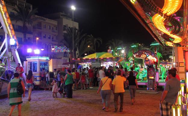 Deportes y actividades infantiles centran el segundo día de fiestas en el El Puerto