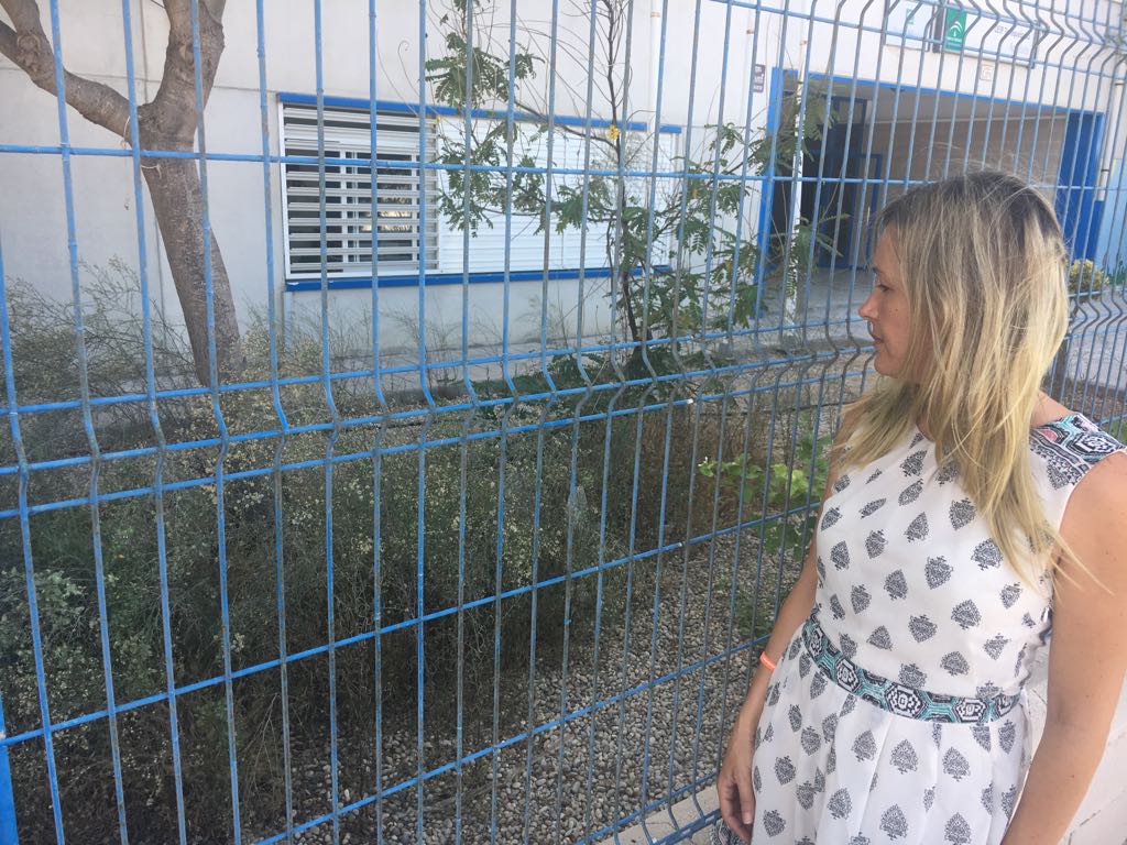 Cs denuncia el abandono de los colegios del municipio al comienzo del curso escolar