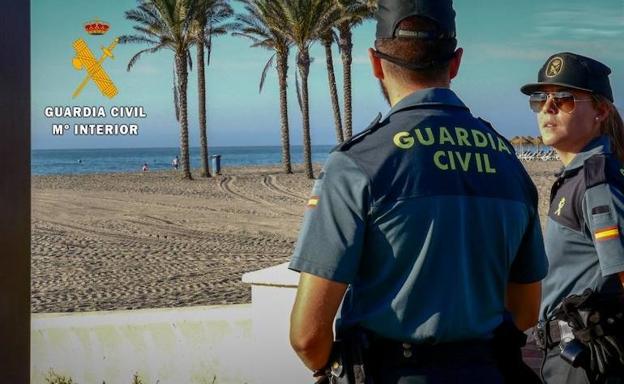 La Guardia Civil detiene al autor de varios robos y lesiones graves con arma blanca en Roquetas de Mar