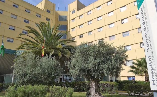 Fallece la mujer que se precipitó desde un balcón en Roquetas cuando trataba de entrar en su piso sin las llaves