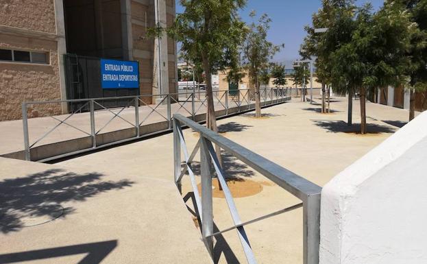 El Ayuntamiento elimina por fin las vallas de obra del Parque de Los Bajos