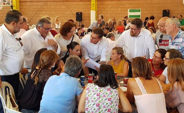 El PSOE acusa al PP y a la tránsfuga de aliarse para impedir «ilegalmente» que se trate una moción sobre el transporte escolar