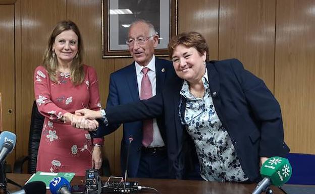 Firmado el nuevo convenio del hospital