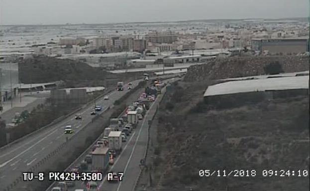 Retenciones en la A-7 debido a un accidente en cadena