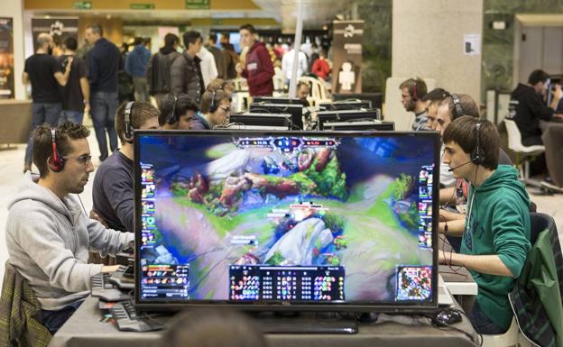 Roquetas aspira a ser referente en eSports con un gran evento 'gaming'