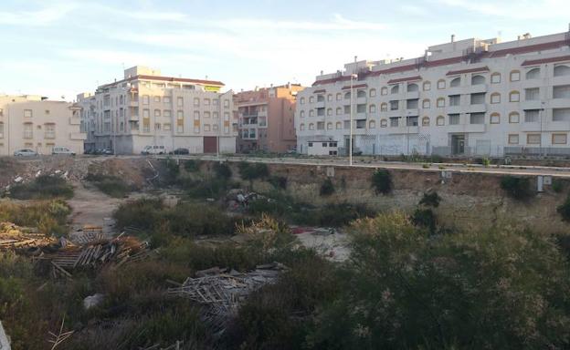 Buscan al autor de una agresión sexual ocurrida en Las Marinas de Roquetas