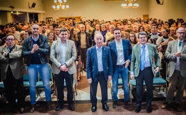 Amat se compromete a estar desde el 1 de enero «las 24 horas» en Roquetas «a disposición» de los vecinos
