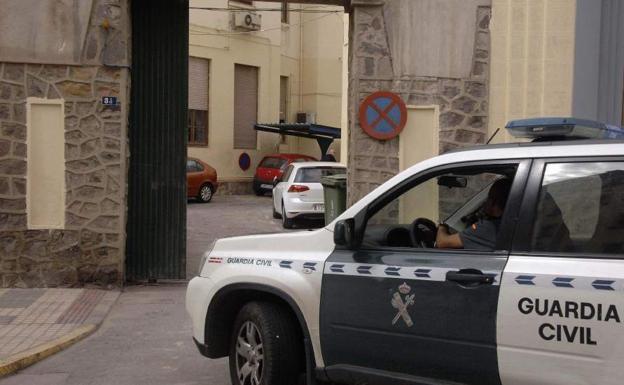 Investigado por denunciar un falso robo mediante un tirón en Roquetas