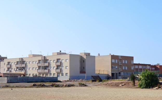 El PSOE propone más vigilancia contra las «mafias» de la ocupación de viviendas