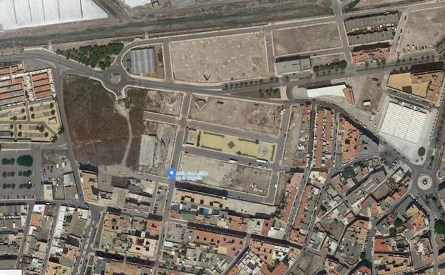 El Ayuntamiento de Roquetas cede a la Junta un solar para un futuro centro de empleo