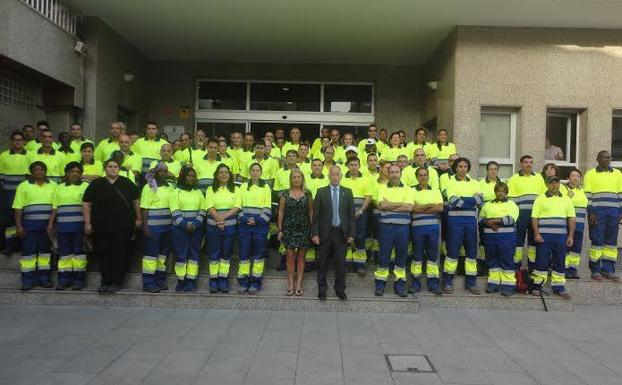 Contratadas un total de 145 personas con sueldos de entre 1.700 y 1.300 euros durante un año