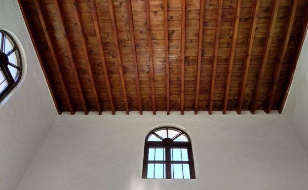 Alertan de la destrucción del suelo y el techo originales de la casa del futuro museo histórico