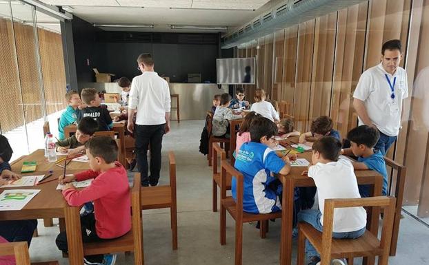 Batería electrónica y mezclas y reacciones, en el Ciencia Park del sábado