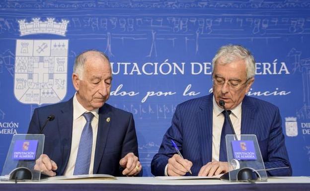 Amat llama al voto al PP, «el único seguro para echar a Sánchez del Gobierno»
