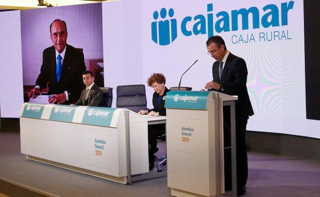 Cajamar sigue reforzando su peso en el sector agroalimentario