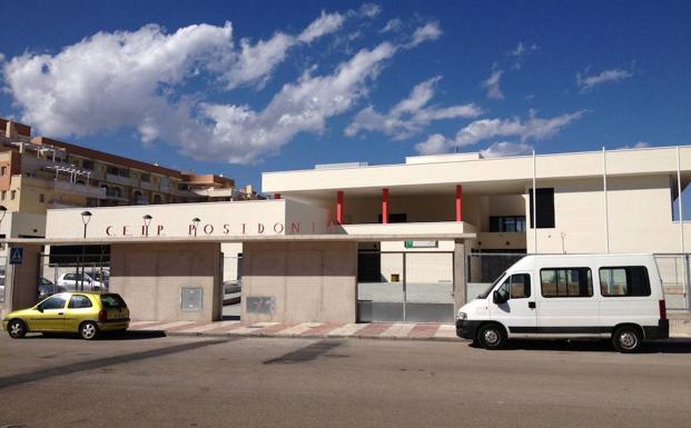 Aprobada la cesión de terrenos para ampliar el CEIP Posidonia y un centro de empleo