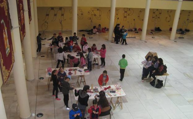 El Castillo de Santa Ana se llena de talleres para toda la familia y visitas guiadas en estas vacaciones