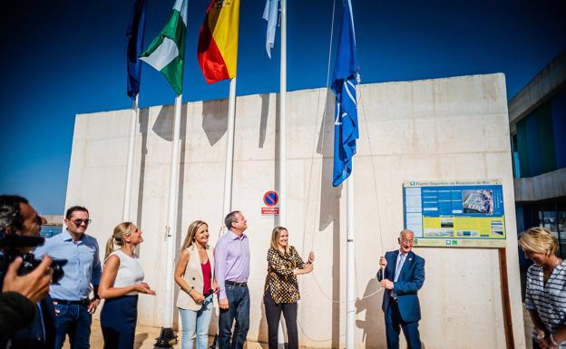 La consejera de Fomento anuncia el inicio de los trámites para construir una nueva lonja en Roquetas