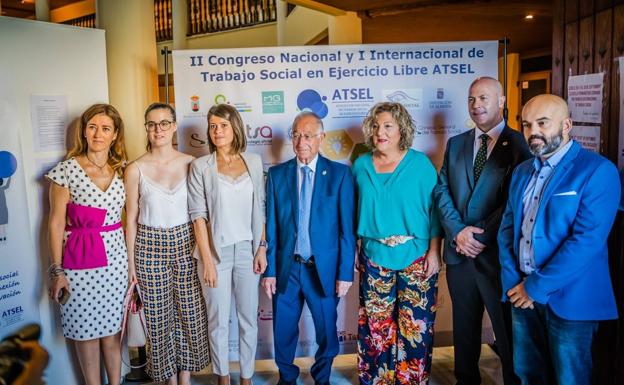 Roquetas se convierte esta semana en la capital del trabajo social con un congreso