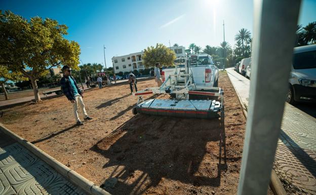 Comienzan los estudios de georradar en parcelas municipales de Torrequebrada