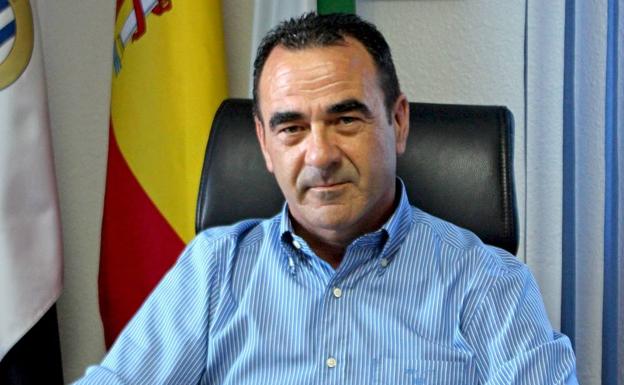 El alcalde de La Mojonera insiste en que José Cara hizo un parque público sobre unos terrenos privados
