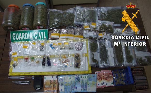 Cinco detenidos en una operación contra una asociación cannábica de Roquetas que vendía droga en su sede