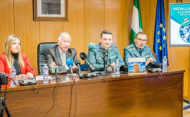 Roquetas inicia los actos con motivo de la entrega de la Medalla de Honor a la Guardia Civil este sábado