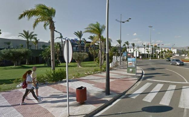 Un herido en un nuevo atropello en la carretera de Alicún de Roquetas