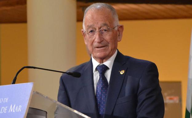 Amat atribuye la ruptura de Vox a la incapacidad de su concejal, que «se ha visto superado»