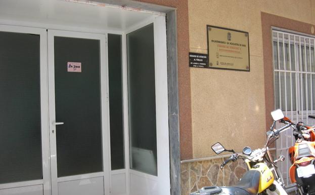 El PSOE denuncia la falta de médico en el Centro de Drogodependencias