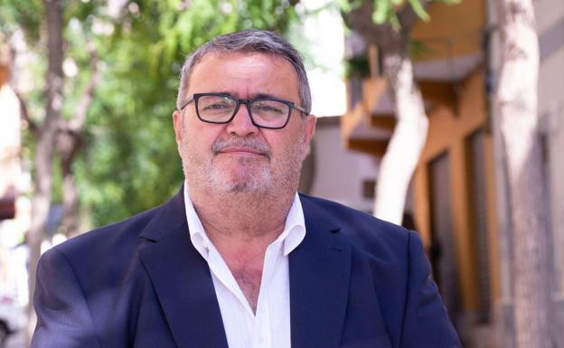 El PSOE afea a Amat que anuncie rebajas fiscales que no dependen de él, en lugar de las que sí puede hacer