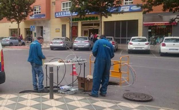 Una avería «grave» en la red de fibra de Vodafone genera cortes en Roquetas