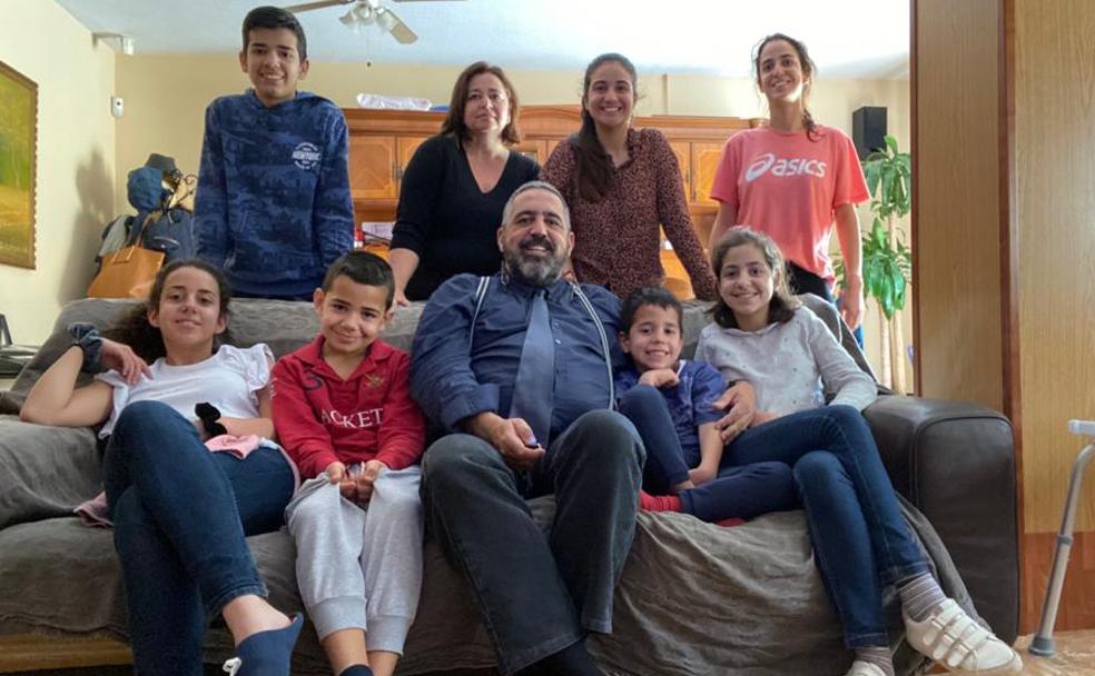 Confinados con nuestros ocho hijos