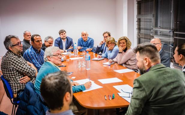 Cursos de transformación digital en Roquetas para apoyar a empresas y emprendedores